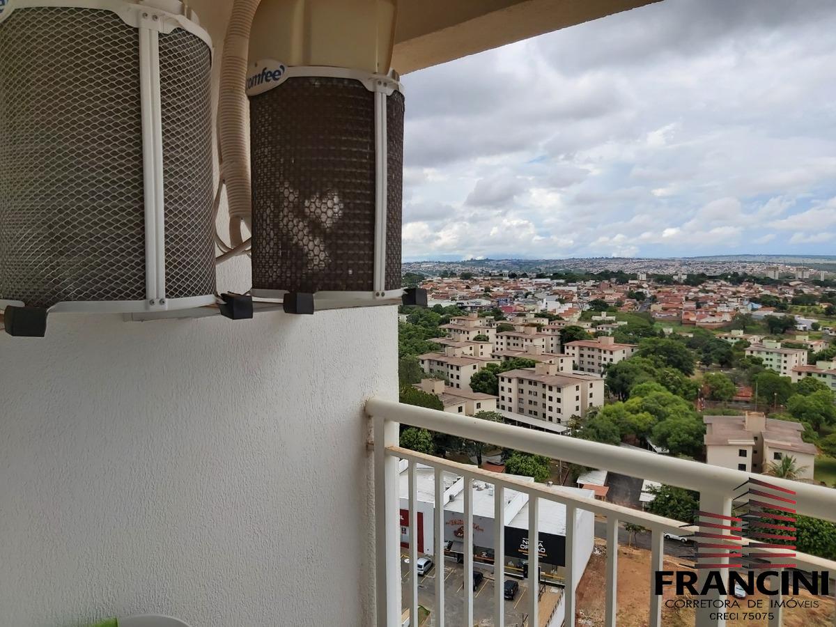 Apartamento à venda com 2 quartos, 64m² - Foto 10