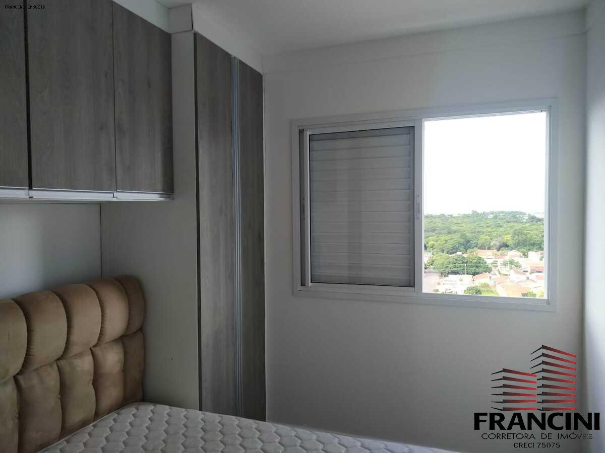 Apartamento à venda com 2 quartos, 68m² - Foto 3