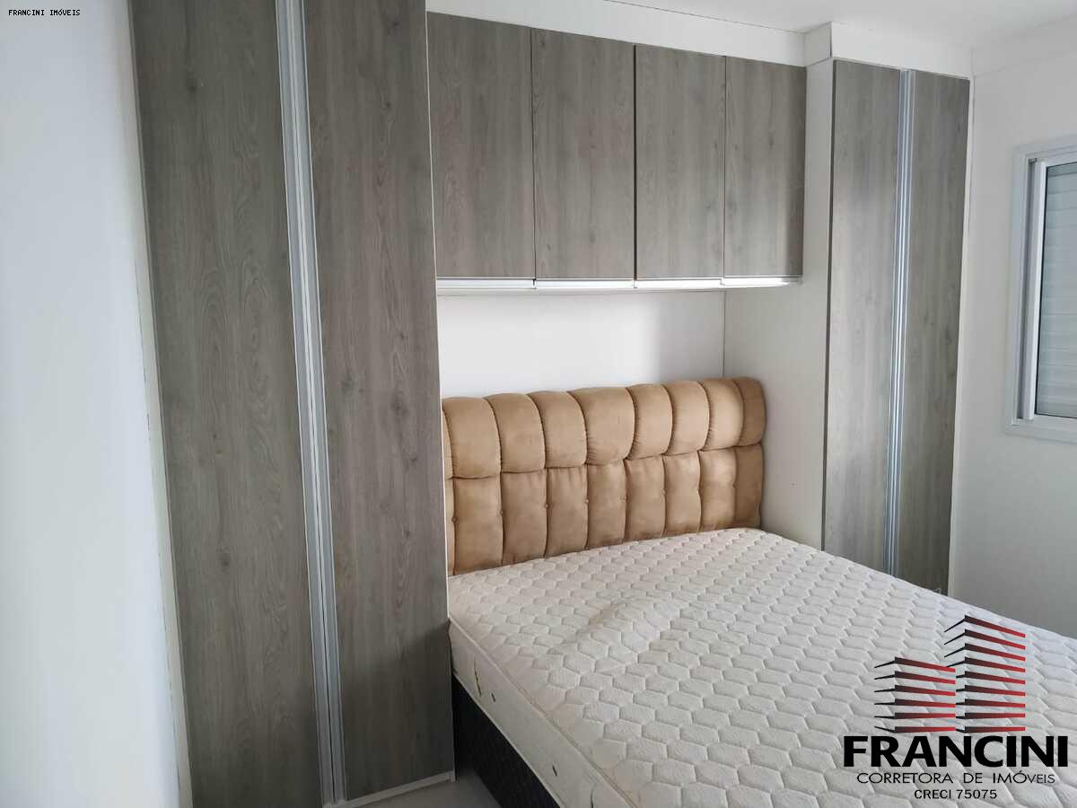 Apartamento à venda com 2 quartos, 68m² - Foto 9
