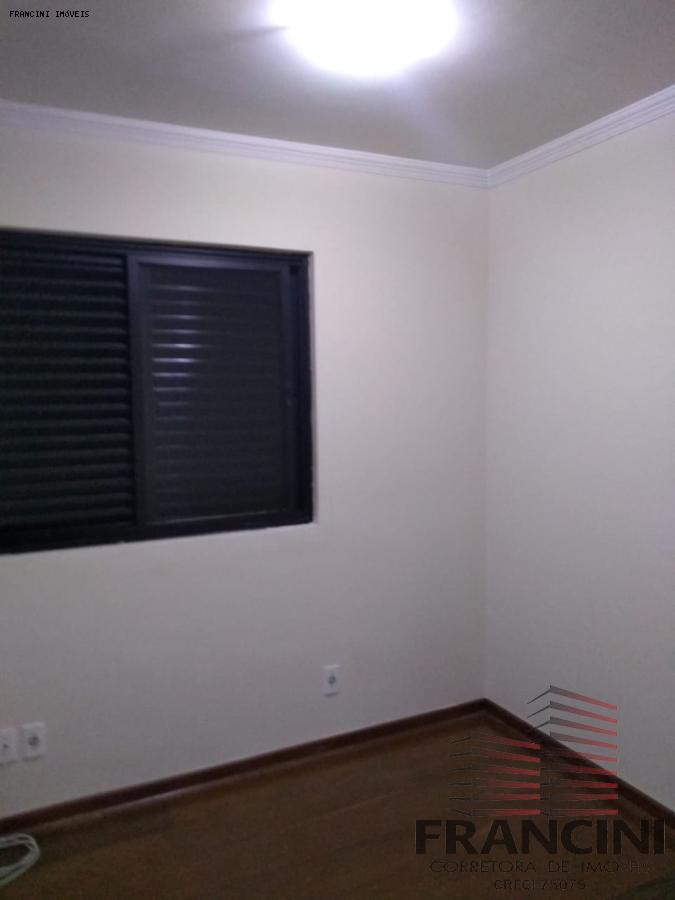 Apartamento à venda com 3 quartos, 93m² - Foto 8