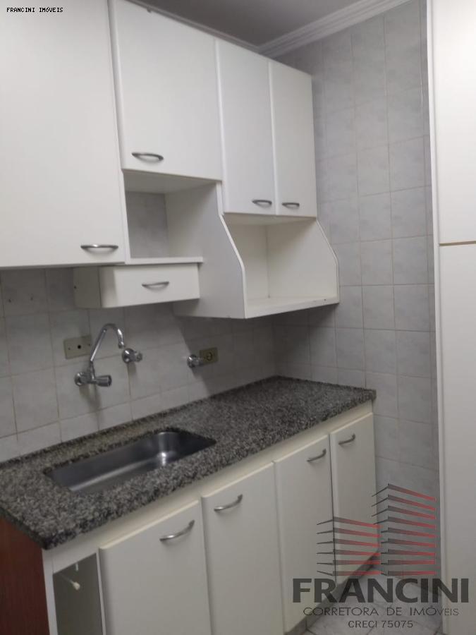 Apartamento à venda com 3 quartos, 93m² - Foto 10