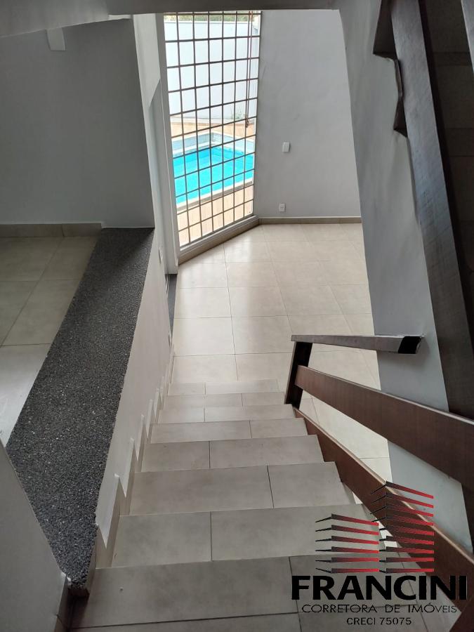 Casa à venda com 3 quartos, 280m² - Foto 15