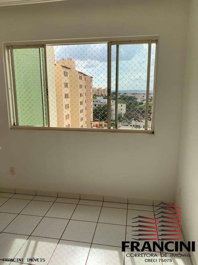Apartamento à venda com 3 quartos, 74m² - Foto 6