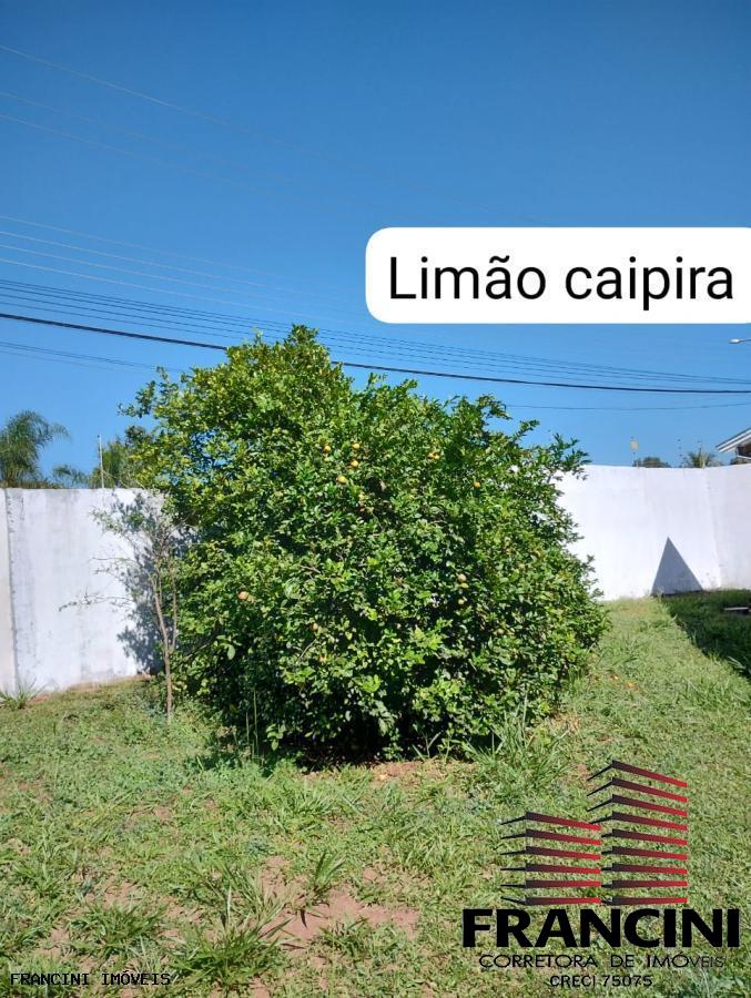 Chácara à venda com 2 quartos, 300m² - Foto 11