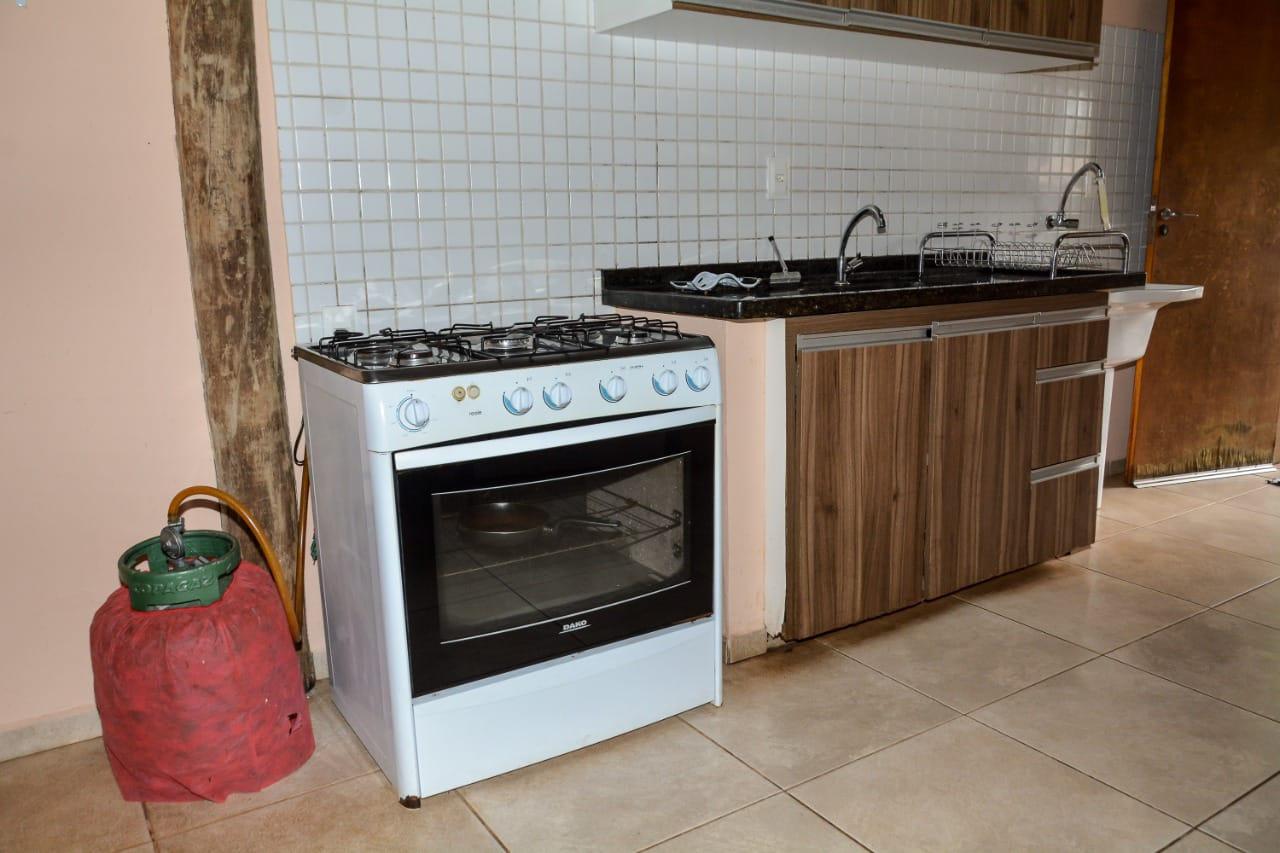 Chácara à venda com 2 quartos, 300m² - Foto 13