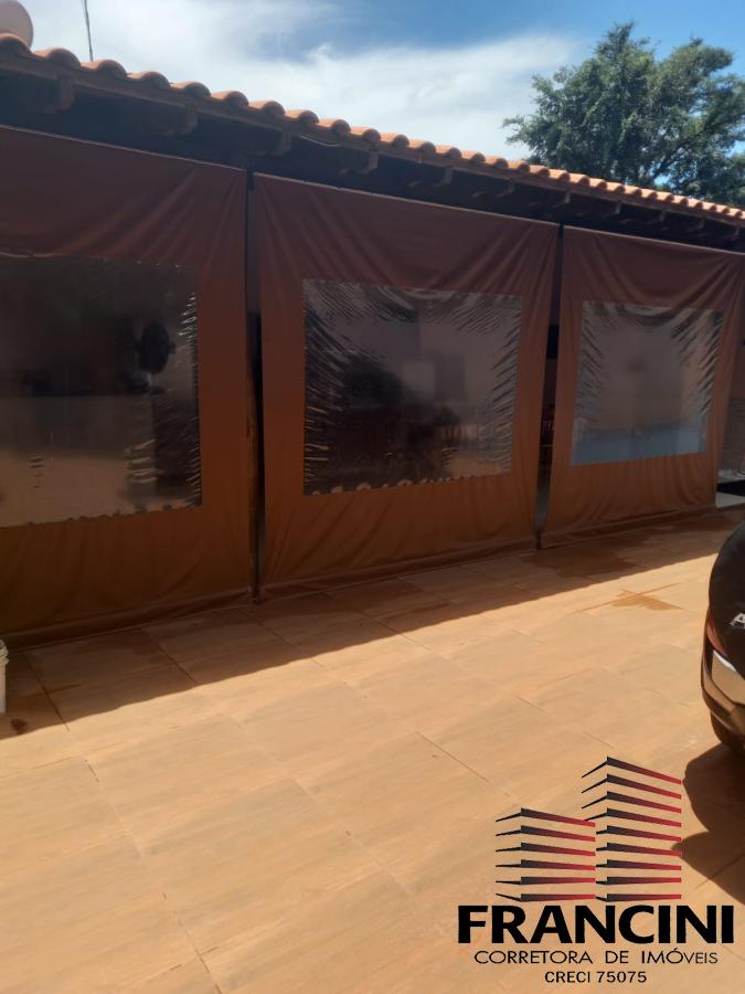 Chácara à venda com 3 quartos, 200m² - Foto 14