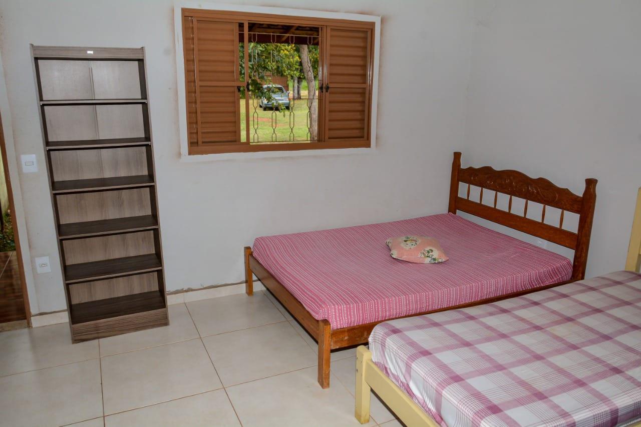 Chácara à venda com 2 quartos, 300m² - Foto 3