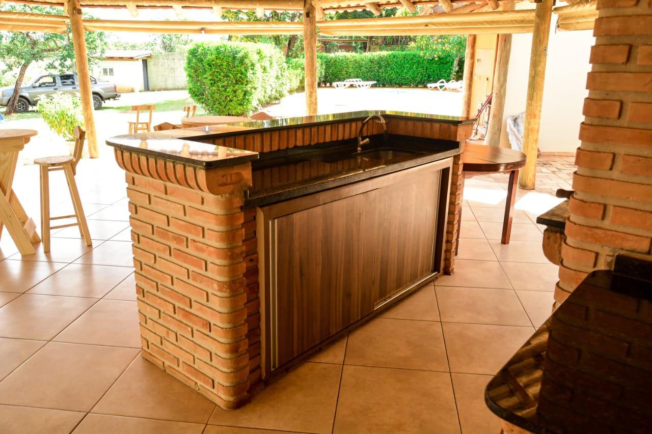Chácara à venda com 2 quartos, 300m² - Foto 32