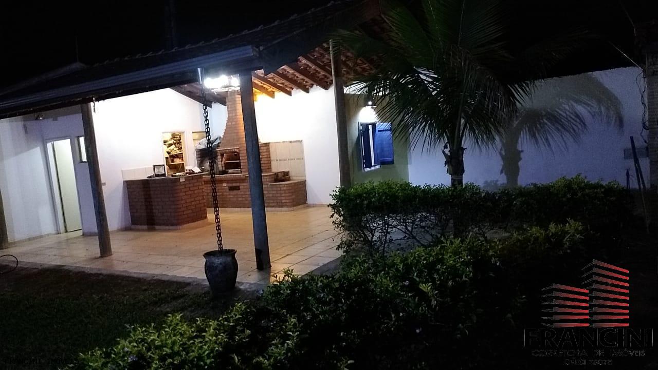 Chácara à venda com 2 quartos, 300m² - Foto 4