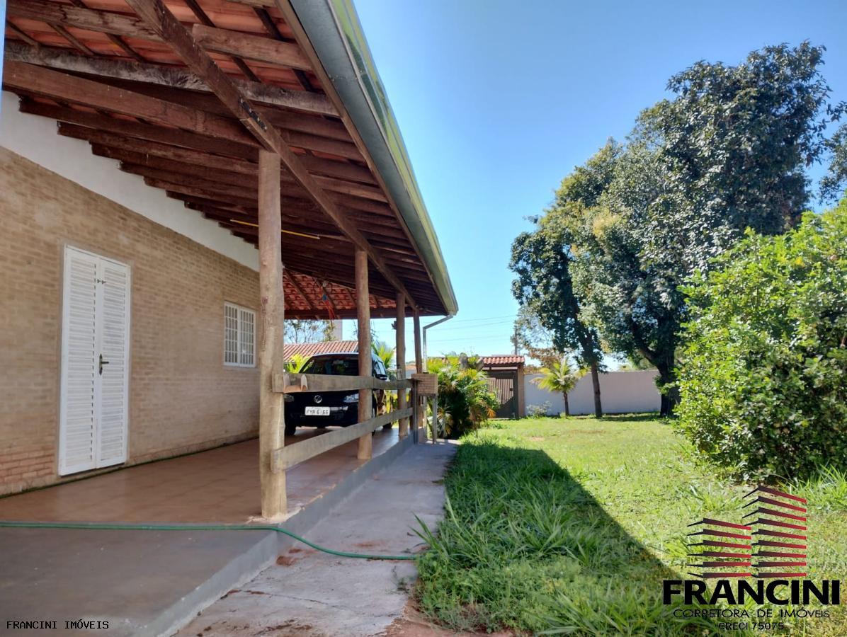 Chácara à venda com 2 quartos, 300m² - Foto 7