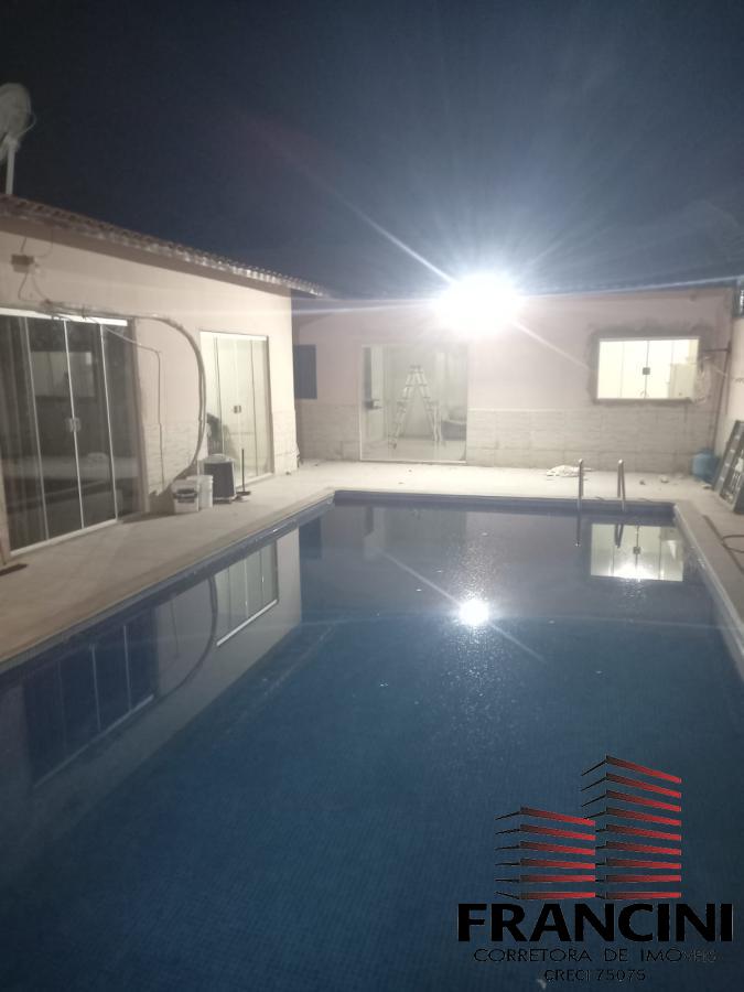 Chácara à venda com 3 quartos, 200m² - Foto 7