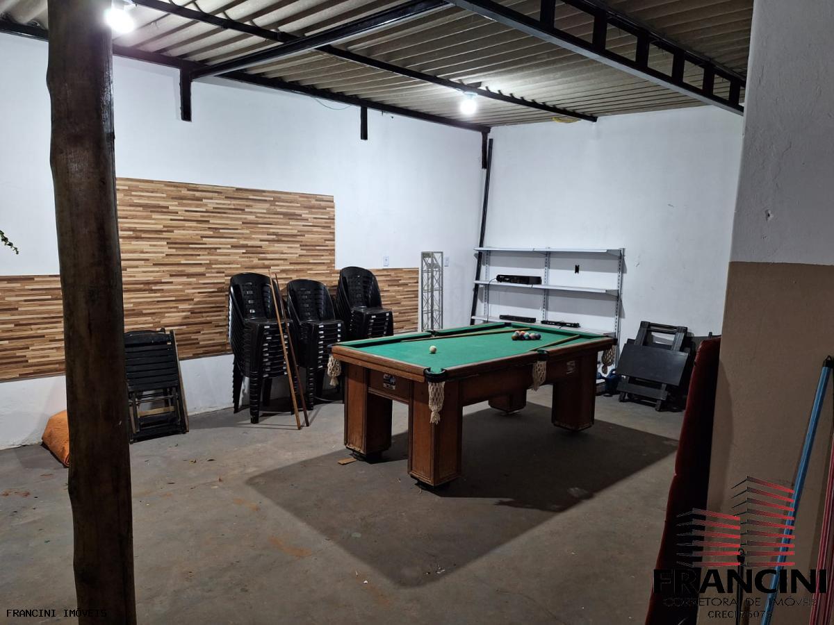Chácara à venda com 2 quartos, 200m² - Foto 12