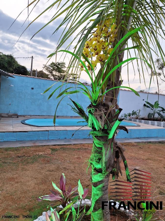 Chácara à venda com 2 quartos, 200m² - Foto 21