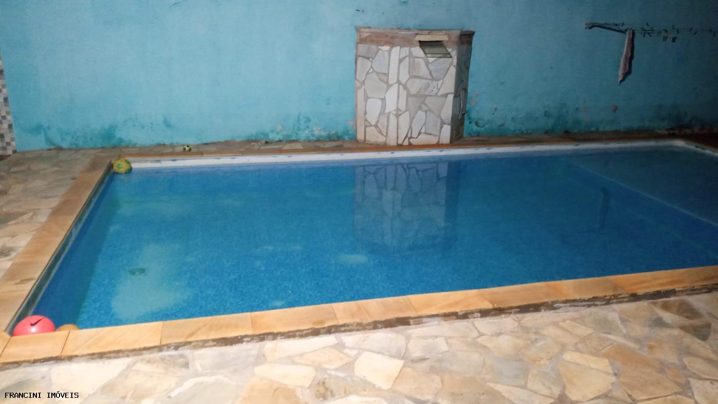 Chácara à venda com 2 quartos, 150m² - Foto 2