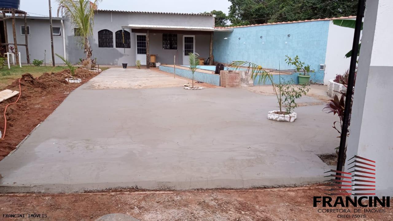 Chácara à venda com 2 quartos, 200m² - Foto 24