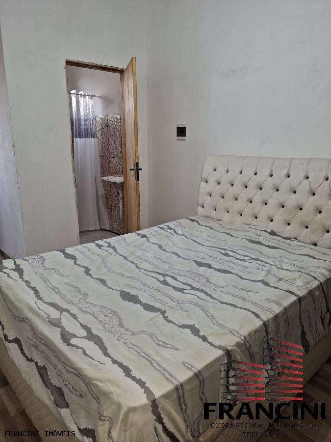 Chácara à venda com 2 quartos, 200m² - Foto 4