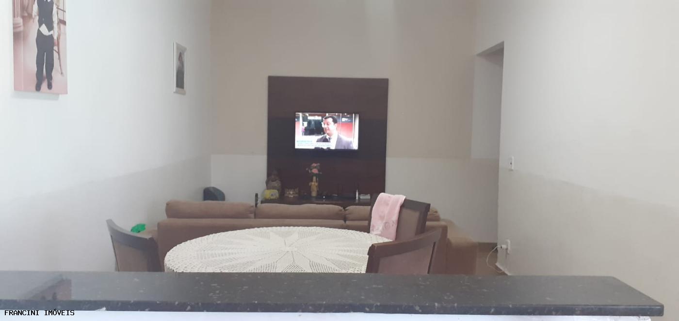 Chácara à venda com 2 quartos, 150m² - Foto 6