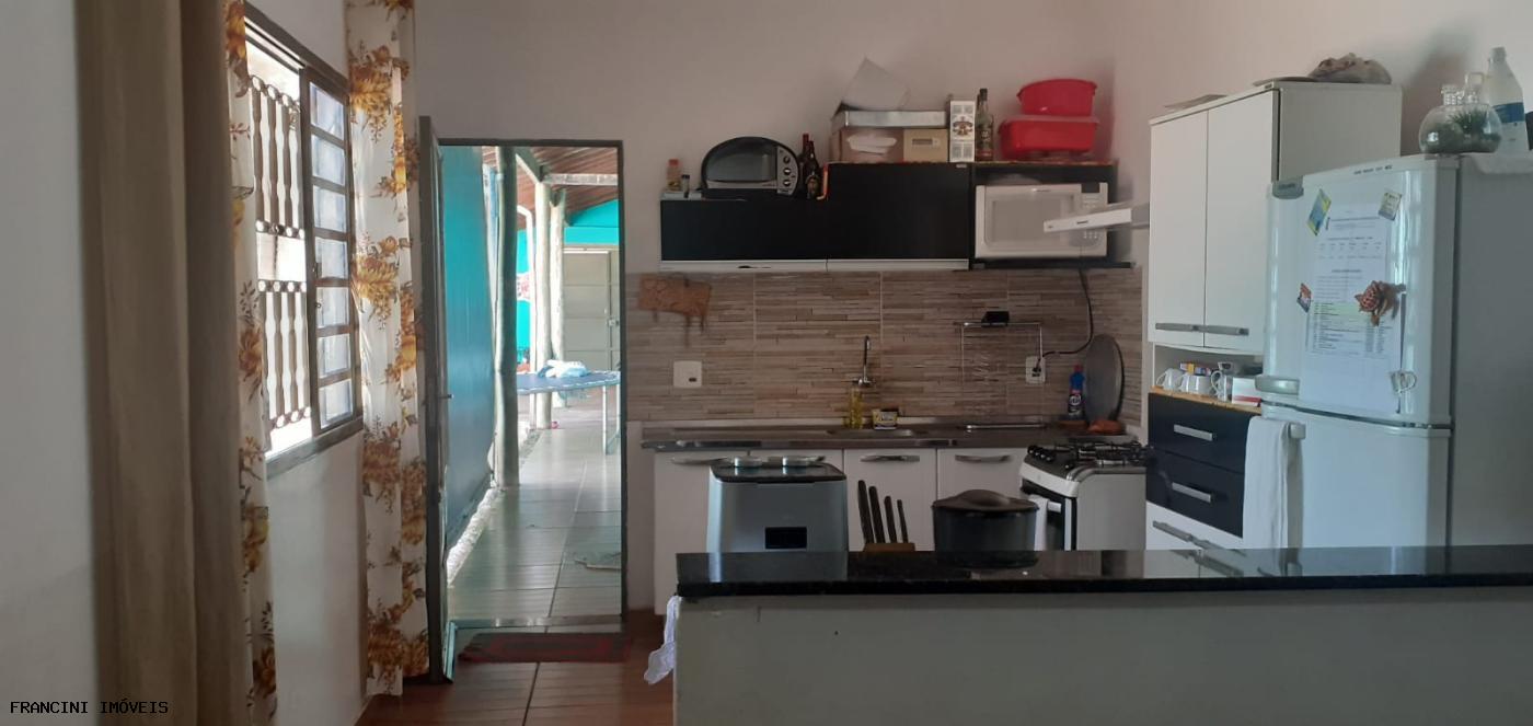 Chácara à venda com 2 quartos, 150m² - Foto 7