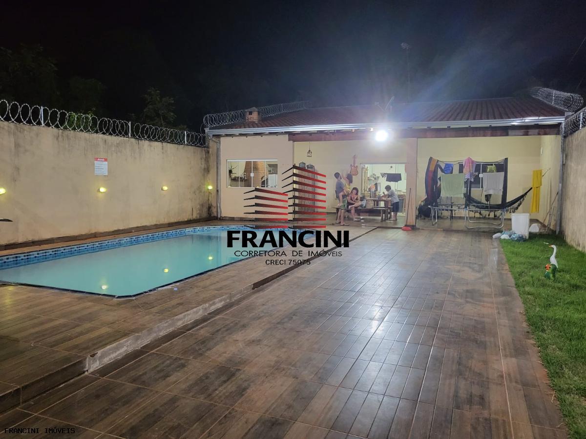 Chácara à venda com 2 quartos, 120m² - Foto 9