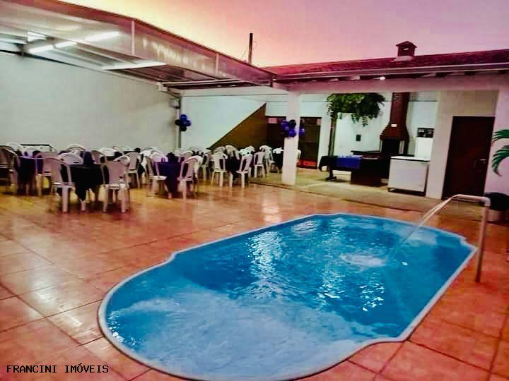 Chácara à venda com 3 quartos, 150m² - Foto 1
