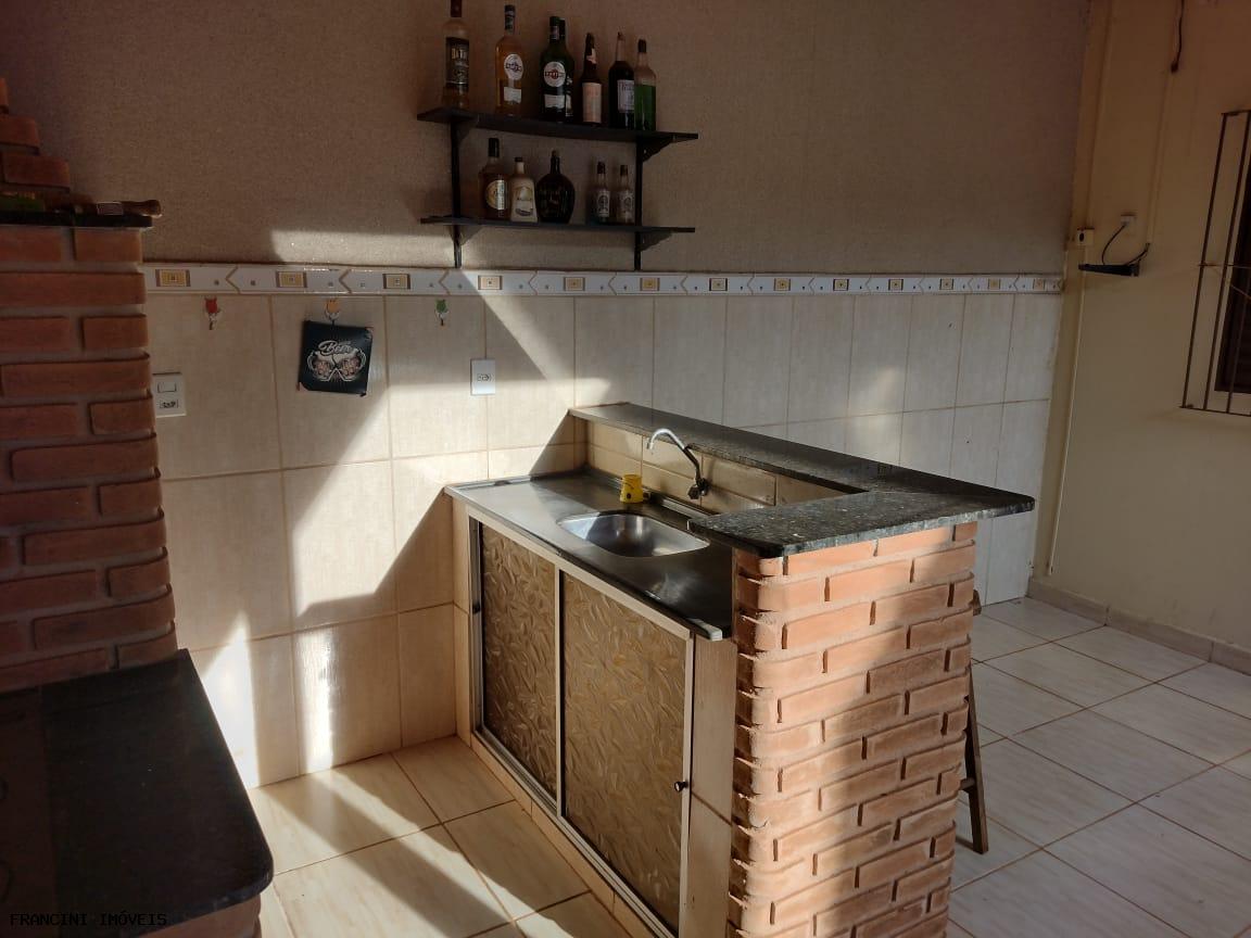 Chácara à venda com 3 quartos, 150m² - Foto 11