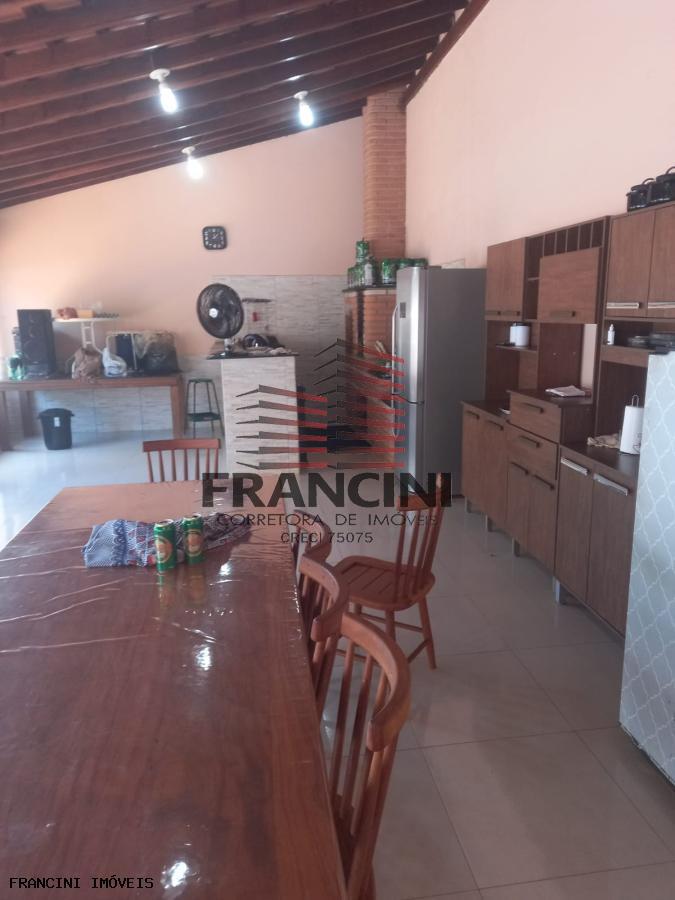 Chácara à venda com 3 quartos, 180m² - Foto 7