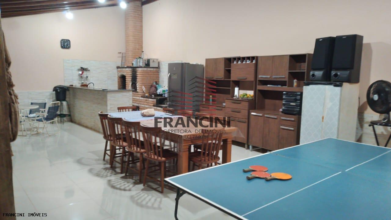 Chácara à venda com 3 quartos, 180m² - Foto 4