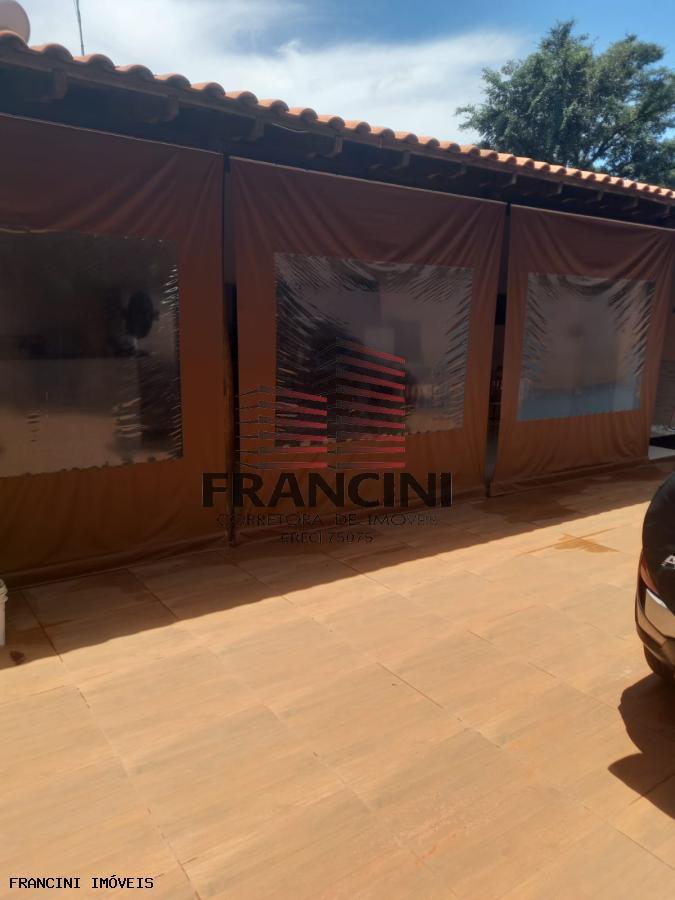 Chácara à venda com 3 quartos, 180m² - Foto 15