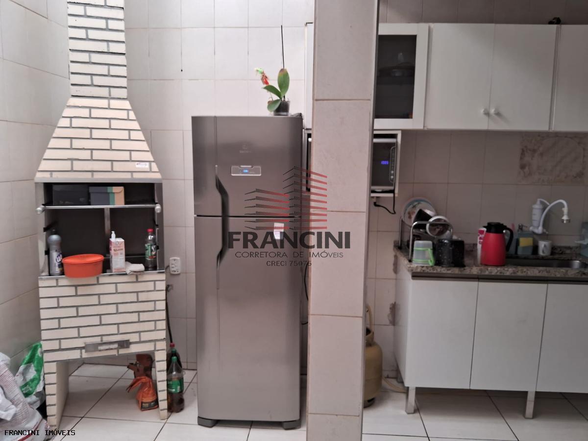 Casa à venda com 3 quartos, 120m² - Foto 5