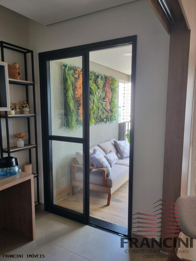Apartamento para alugar com 3 quartos, 160m² - Foto 5