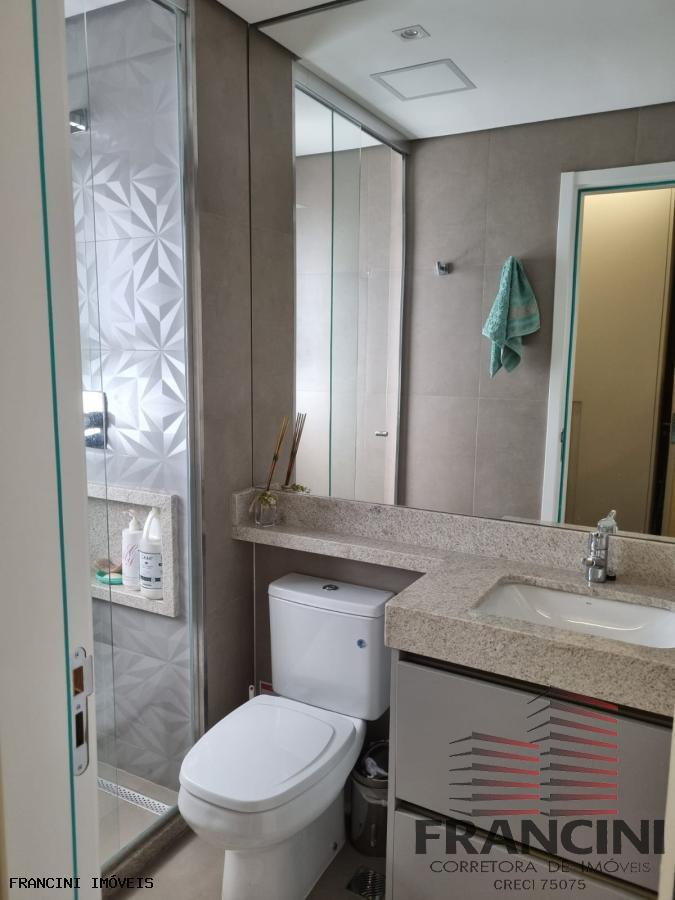 Apartamento para alugar com 3 quartos, 160m² - Foto 8