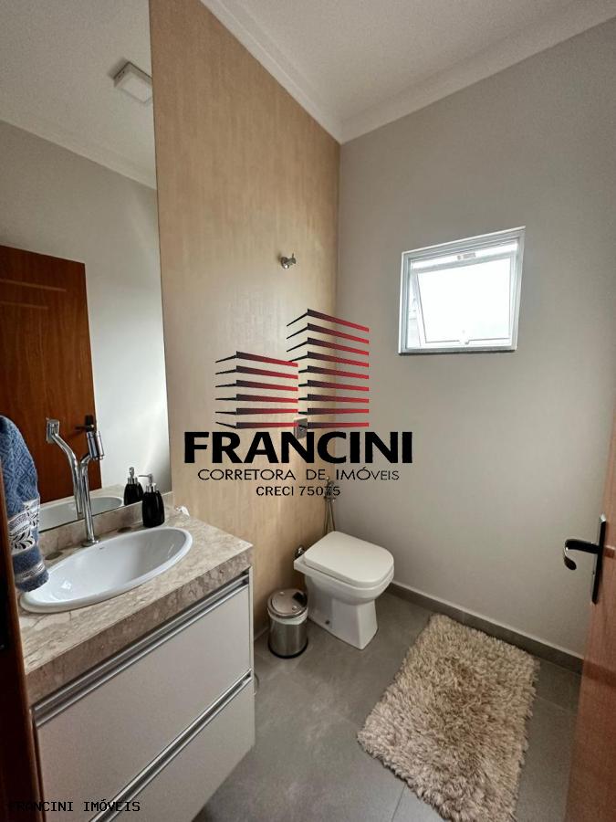 Casa de Condomínio à venda com 3 quartos, 220m² - Foto 2