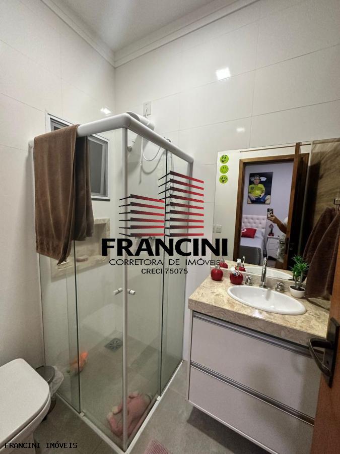 Casa de Condomínio à venda com 3 quartos, 220m² - Foto 5