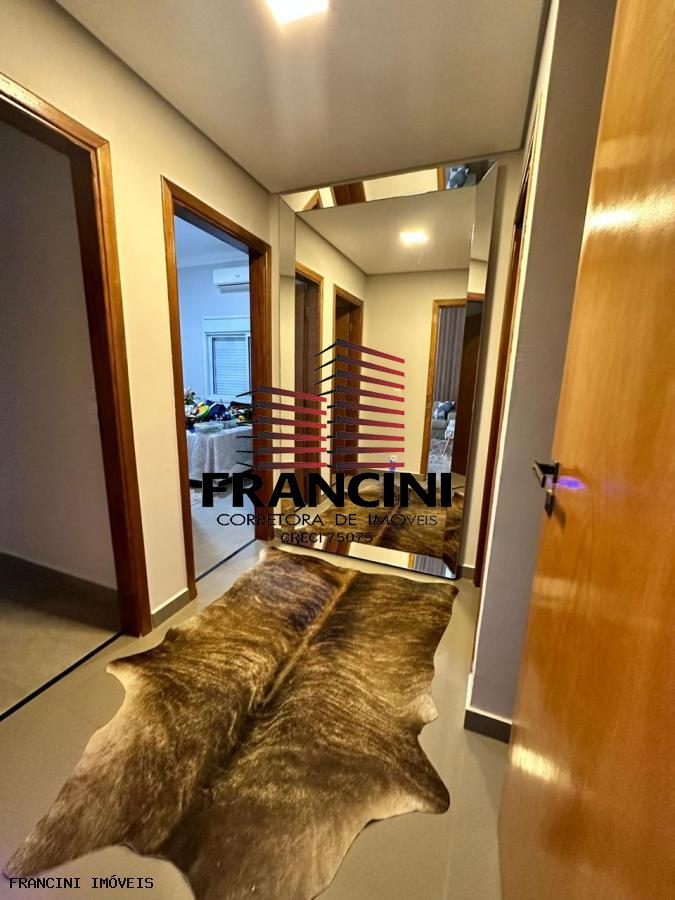 Casa de Condomínio à venda com 3 quartos, 220m² - Foto 3