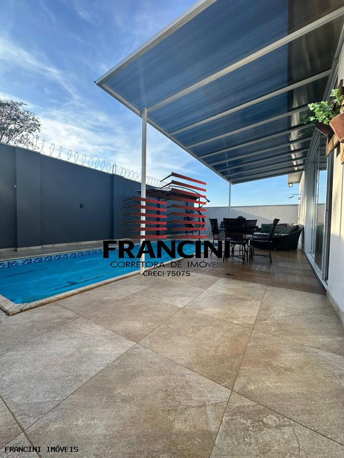 Casa de Condomínio à venda com 3 quartos, 220m² - Foto 16