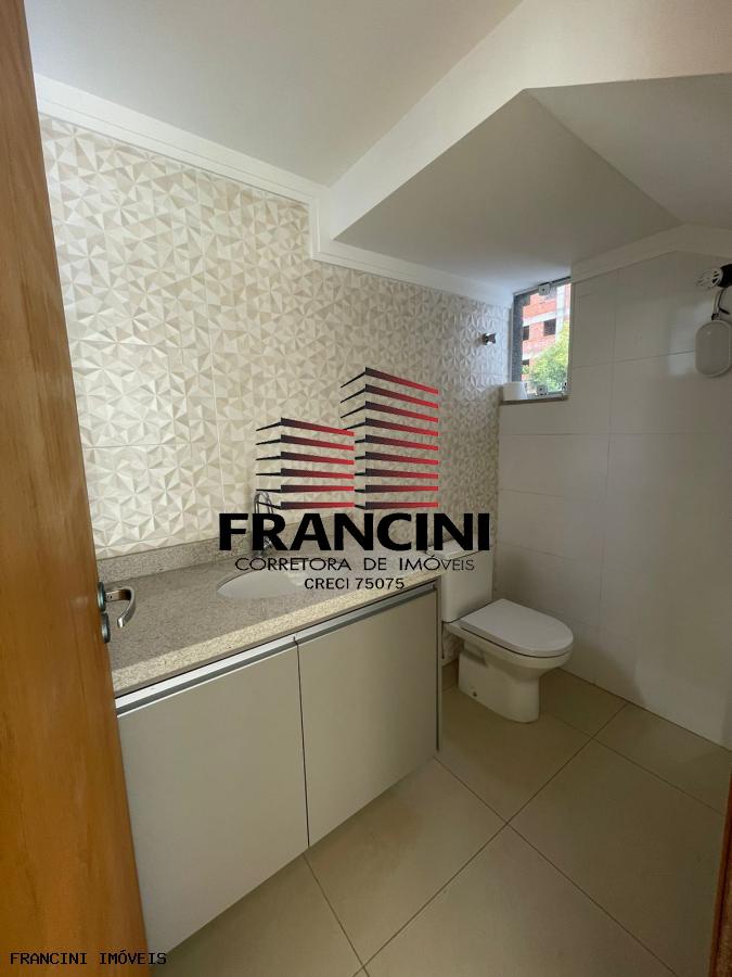 Apartamento para alugar com 3 quartos, 120m² - Foto 12