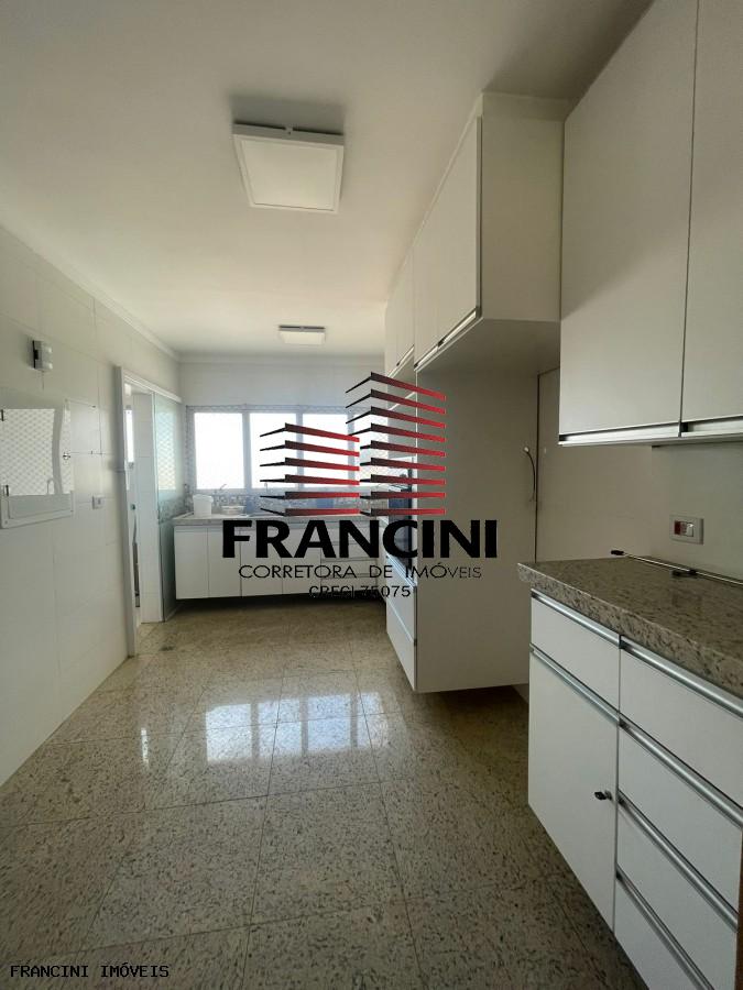 Apartamento para alugar com 3 quartos, 105m² - Foto 3