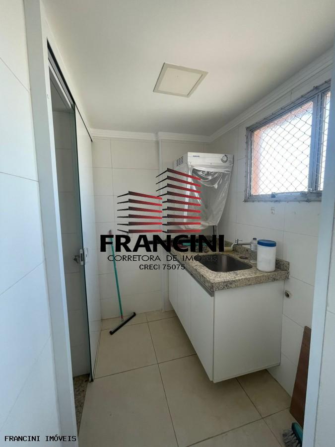 Apartamento para alugar com 3 quartos, 105m² - Foto 6