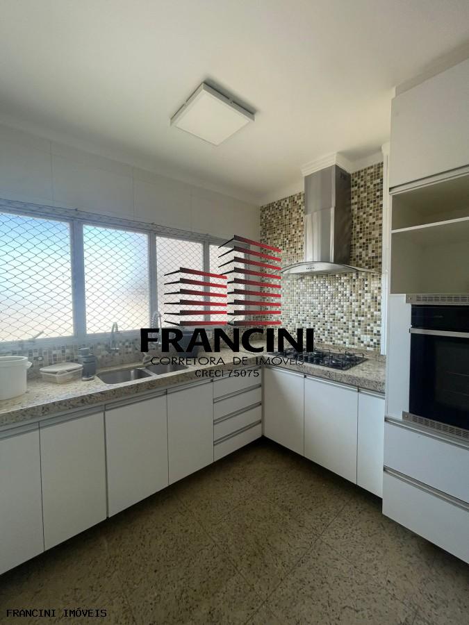 Apartamento para alugar com 3 quartos, 105m² - Foto 5