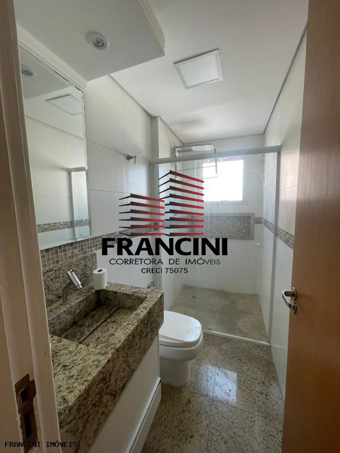 Apartamento para alugar com 3 quartos, 105m² - Foto 14