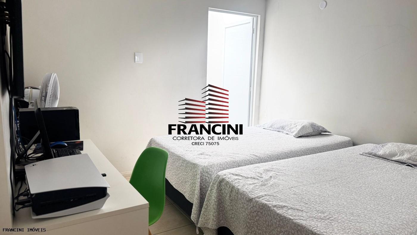 Casa à venda com 4 quartos, 300m² - Foto 9