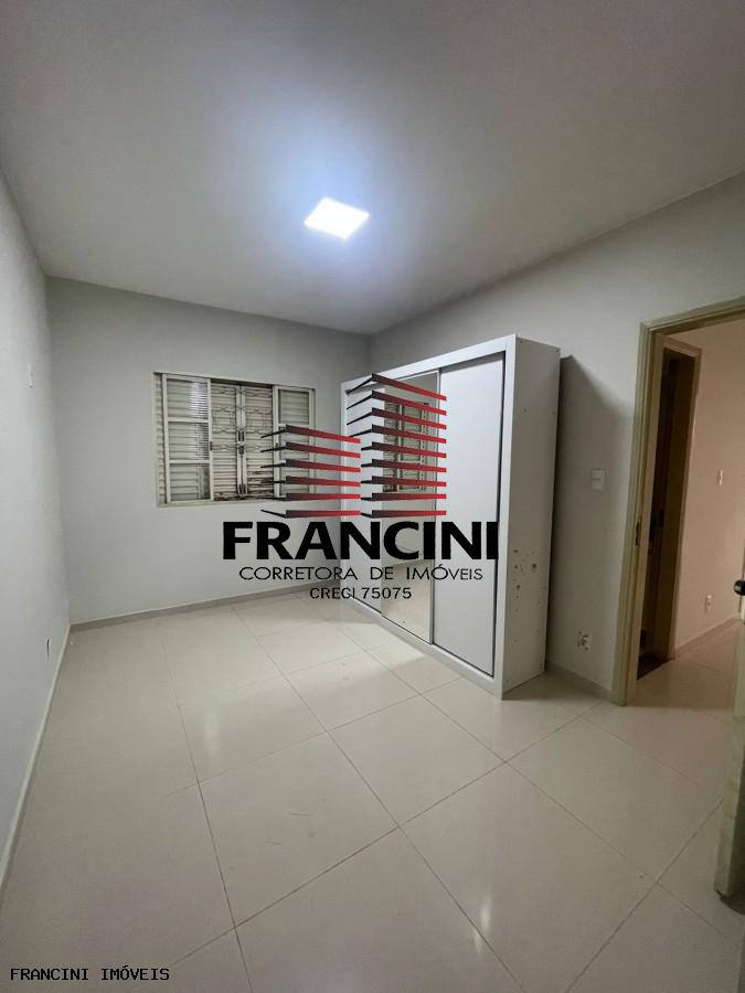 Casa de Condomínio para alugar com 3 quartos, 150m² - Foto 8