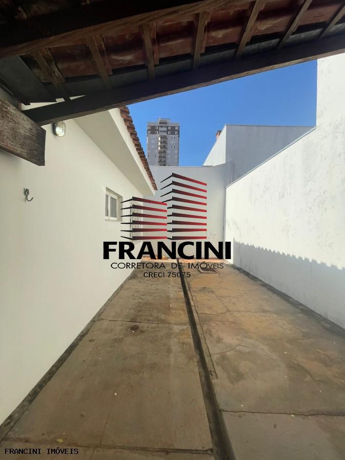 Casa de Condomínio para alugar com 3 quartos, 150m² - Foto 17