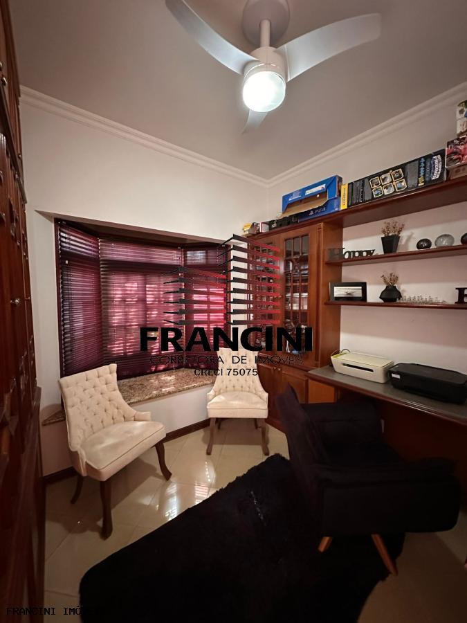 Casa de Condomínio à venda com 5 quartos, 360m² - Foto 3