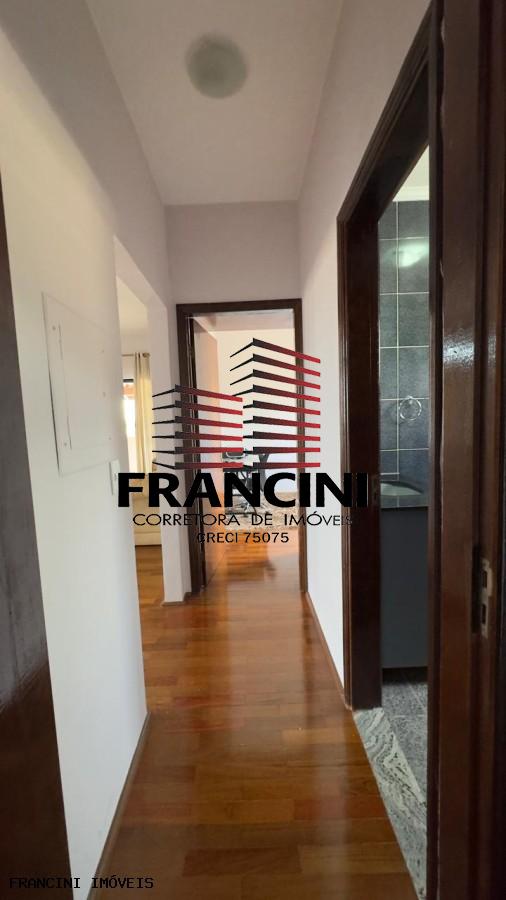 Casa de Condomínio à venda com 3 quartos, 300m² - Foto 1