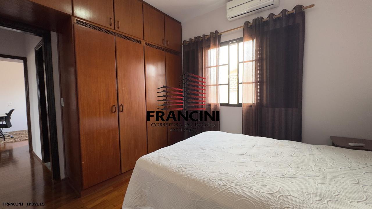 Casa de Condomínio à venda com 3 quartos, 300m² - Foto 11