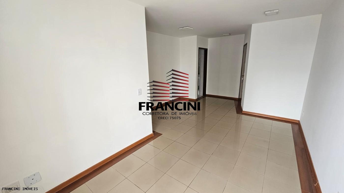 Apartamento para alugar com 3 quartos, 81m² - Foto 10