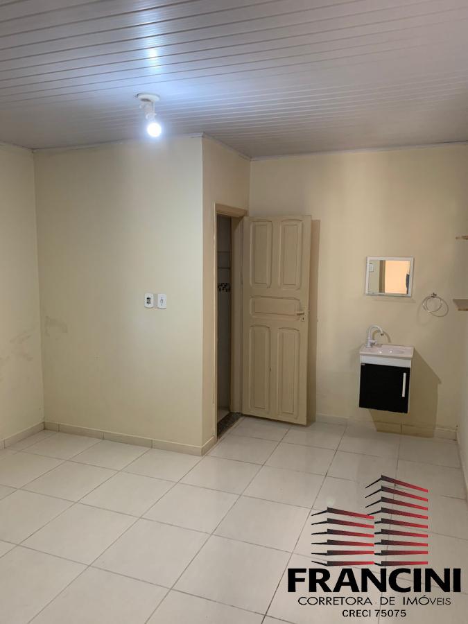 Casa para alugar com 3 quartos, 150m² - Foto 9