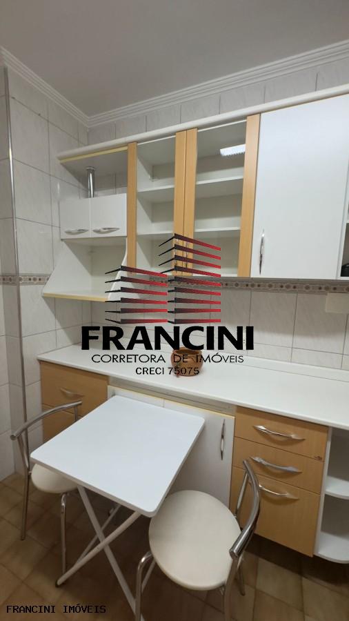 Apartamento à venda com 3 quartos, 103m² - Foto 9