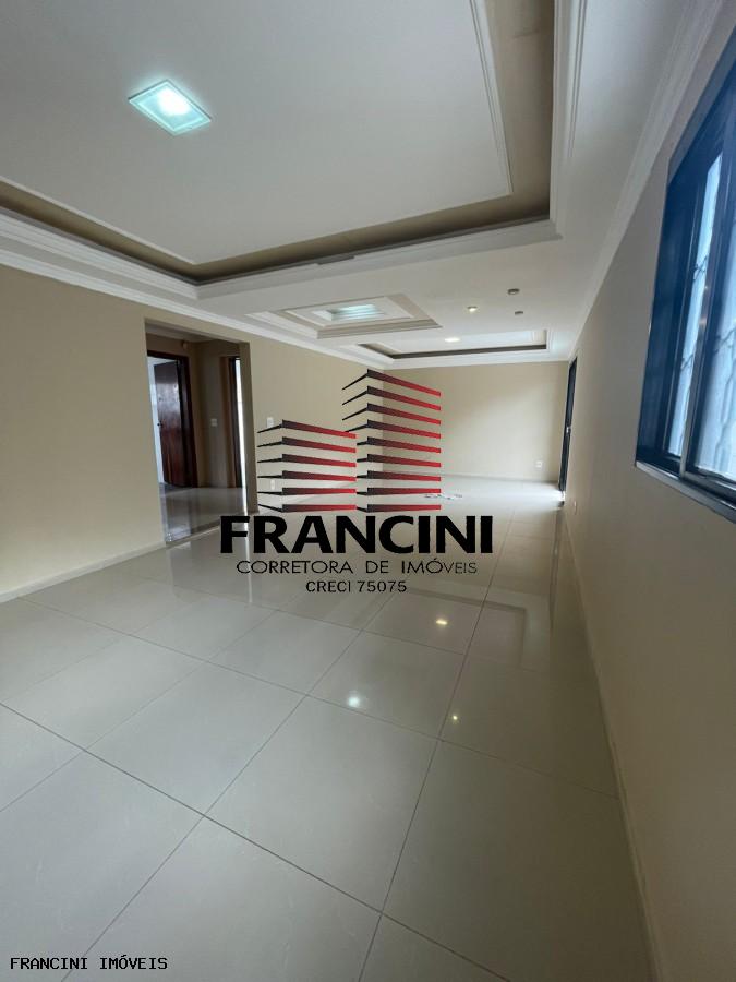 Apartamento para alugar com 4 quartos, 300m² - Foto 1